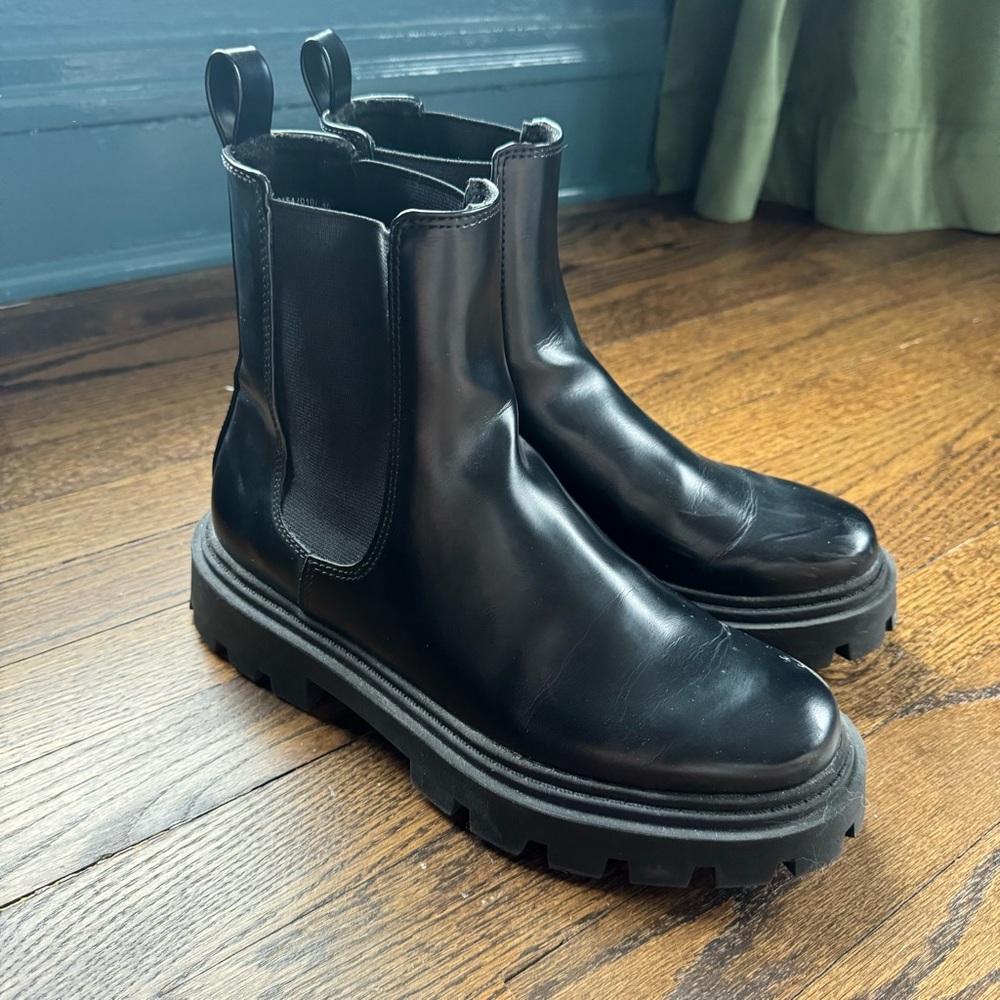 Zara Black Chunky Chelsea Boots sz 40